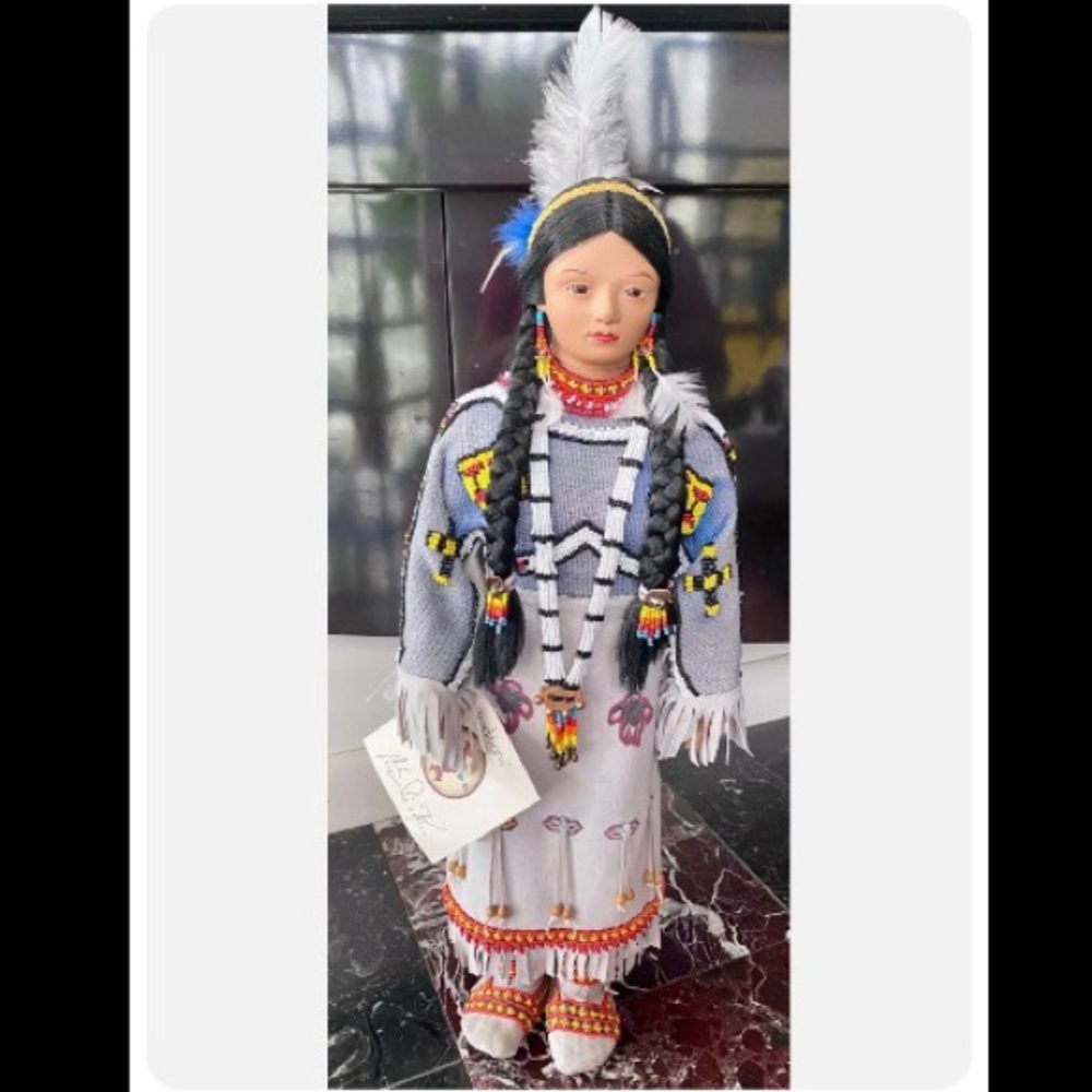 NEW SANDY RUBEN M TEJADA SIGNATURE SERIES ART DOLL PRINCESS BLUEBIRD SIOUX BEADS